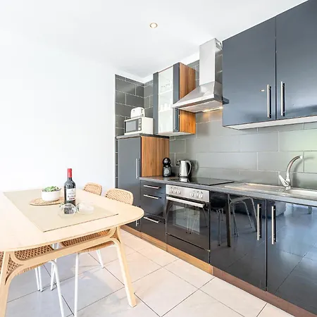 Apartamento Puerto Marina Vacation 1 Minute From The Benalmádena