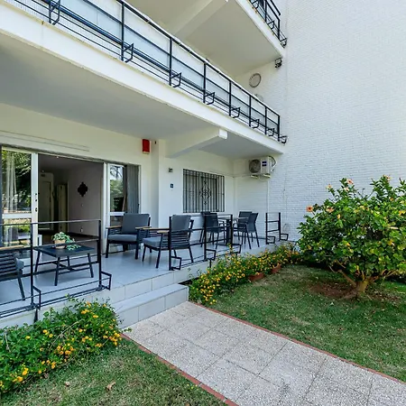 Puerto Marina Vacation 1 Minute From The Apartamento *