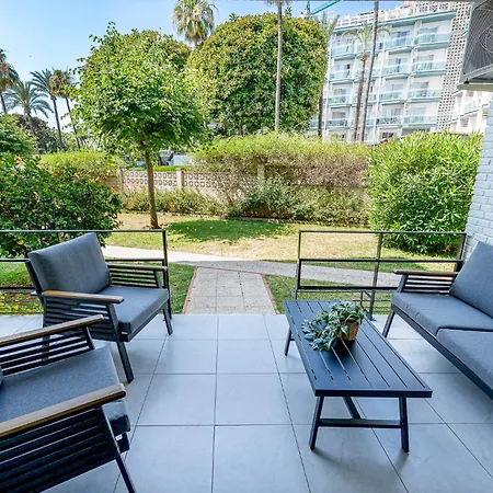 Puerto Marina Vacation 1 Minute From The